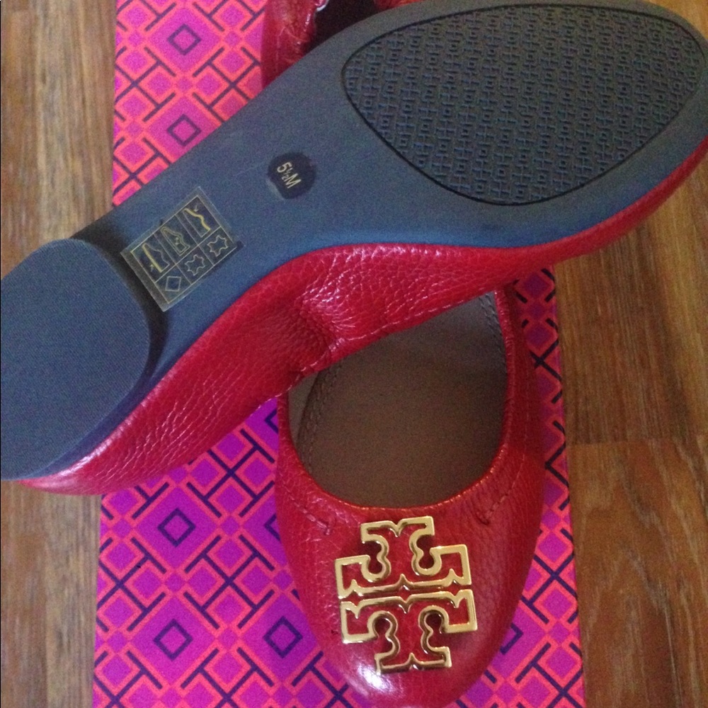 Brand new Melinda Tory Burch ballet flats